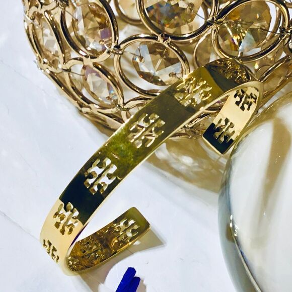 TORY BURCH LOGO DOUBLE T CUFF 18K GOLD TONE BRACELET - Picture 8 of 8